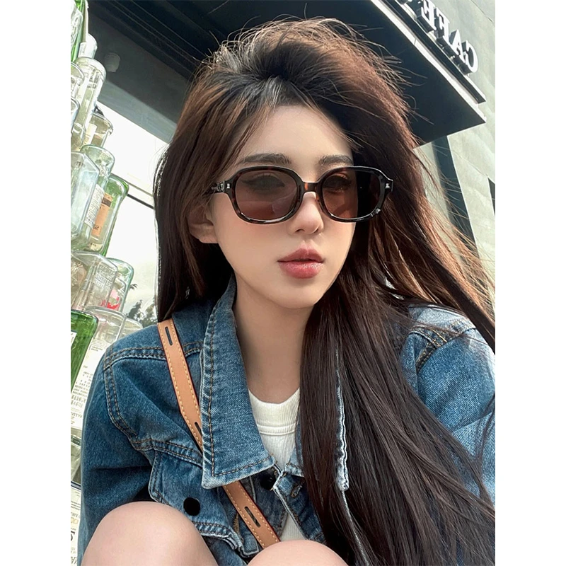 折叠墨镜女2024新款高级感偏光旅游拍照防晒防紫外线小框太阳眼镜