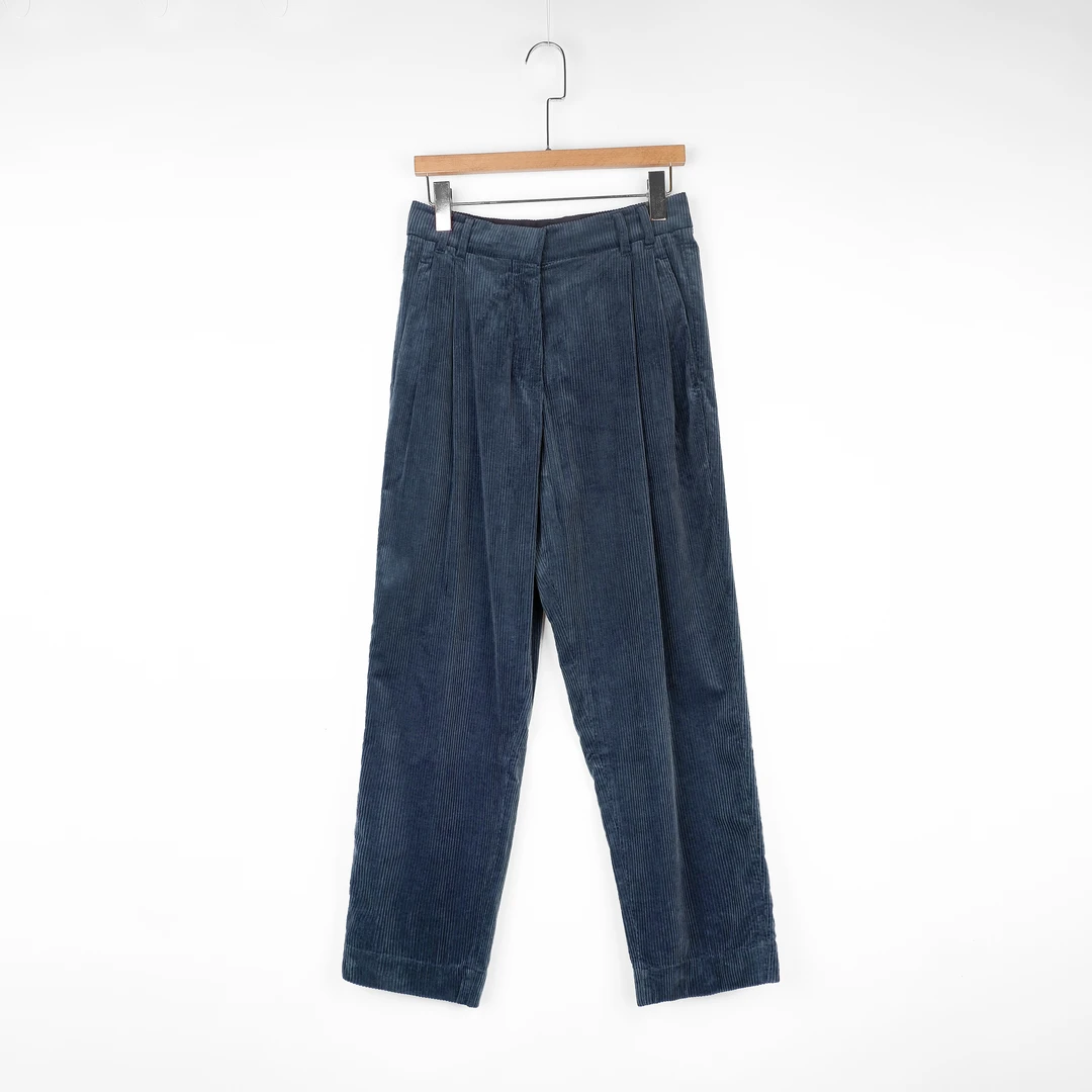 灯芯绒直筒裤女春秋休闲裤子2024新款时尚百搭纯棉女裤