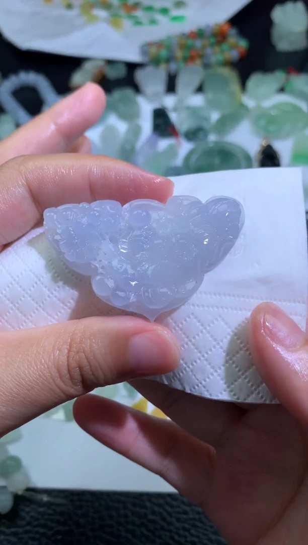 【闪购商品】定制翡翠未镶嵌花锁