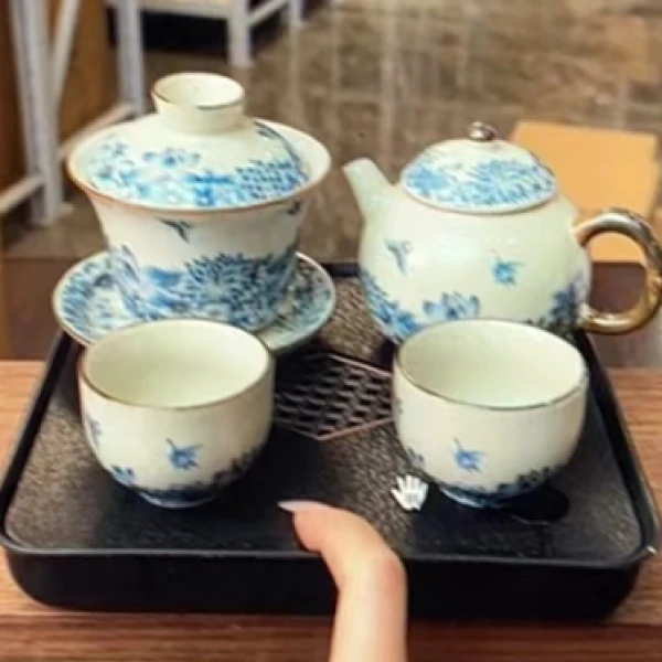 【闪购商品】汝窑蝶恋花盖碗+茶壶+2个客杯+密胺方形茶盘