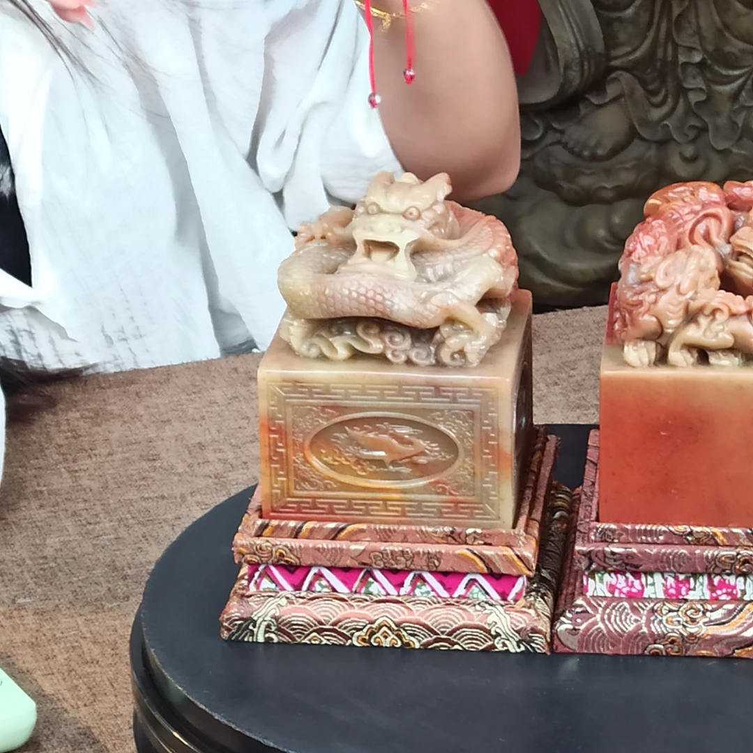 玉玺盘龙貔貅天然材质