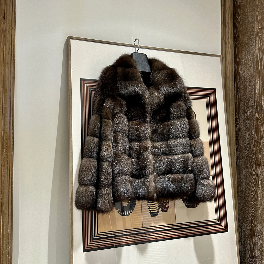 讴咪 短款横排方领俄罗斯高奢皮草 2024冬季新款裘皮女士外套
