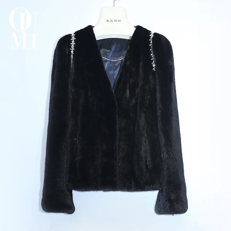 OUMI讴咪 2024新款皮草黑色V领进口天鹅绒长袖短款皮草青春