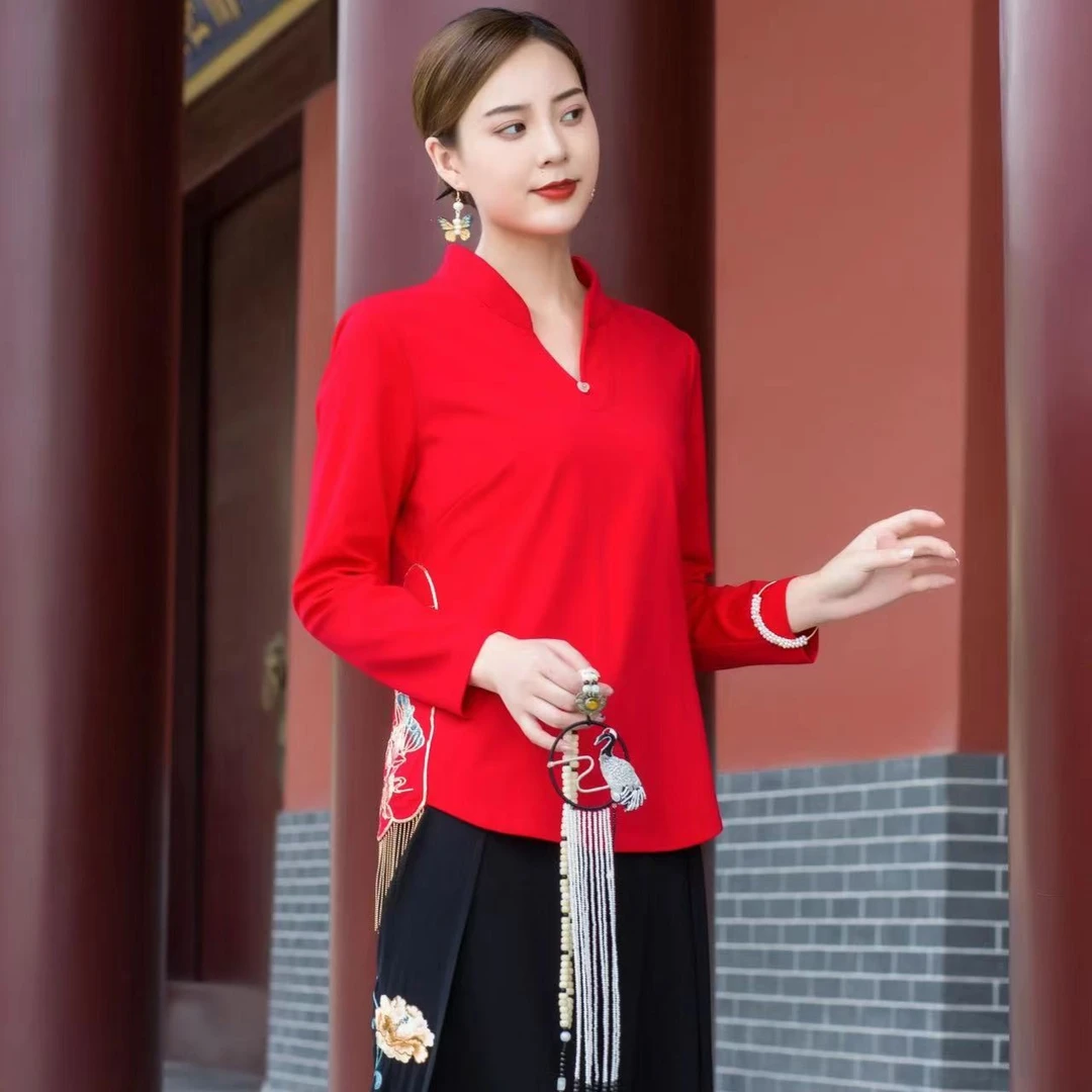 21579民族风女装气质红色小衫秋冬茶服百搭