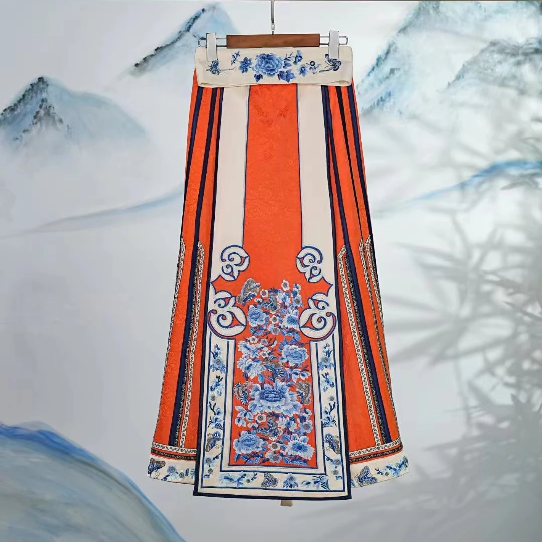 新款重工刺绣满绣汉服春秋季中国风中式古风大摆马面裙