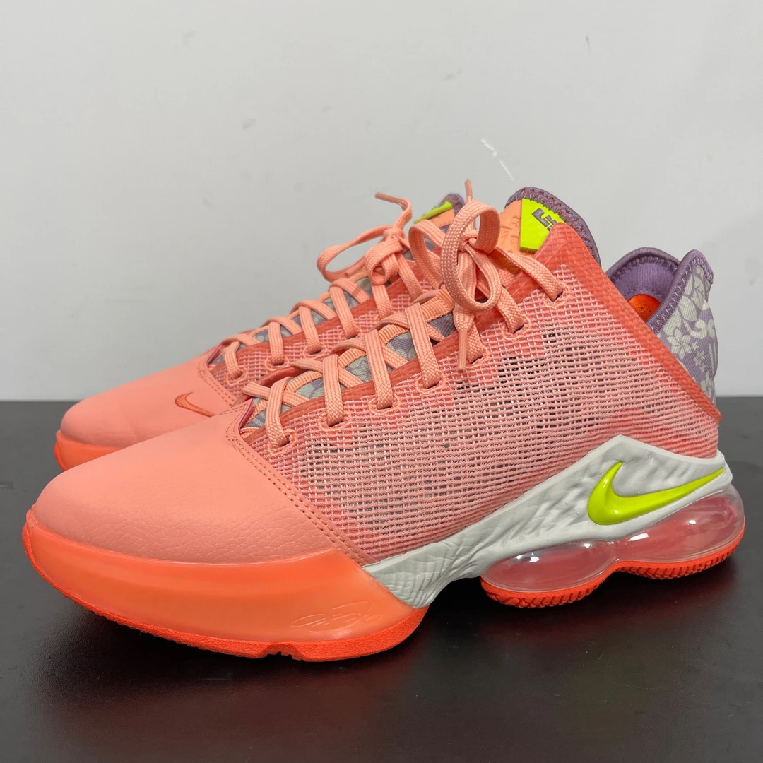 贰/43码/Nike 詹姆斯19Low粉橘球鞋/99新/原盒/公价569