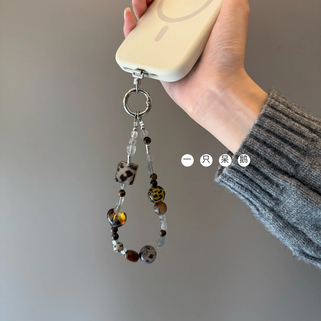 一只呆鹅｜复古豹纹手工自制手机链串珠美拉德秋冬ccd链挂链