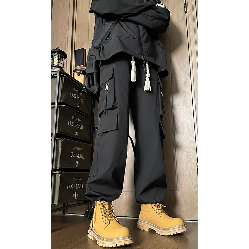 配马丁靴工装裤机能风冲锋裤男春秋设计感抽绳多口袋美式伞兵裤男
