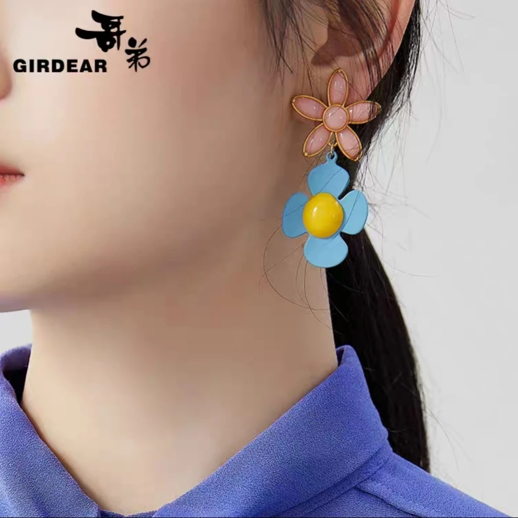 GIRDEAR/哥弟 不锈钢耳饰  甜美少女可爱花朵耳夹1900436