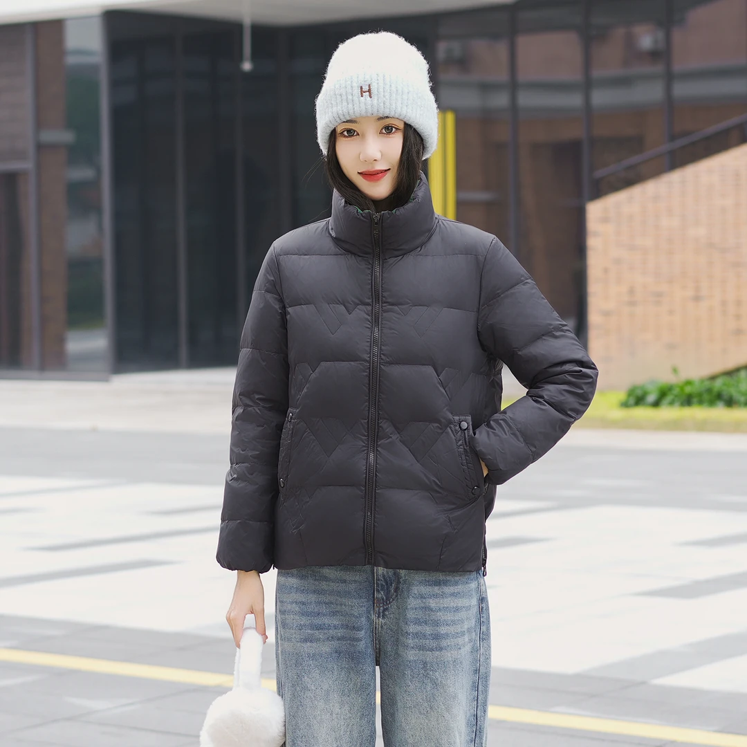 2024新款冬季轻暖90绒保暖羽绒服时尚休闲短款羽绒服