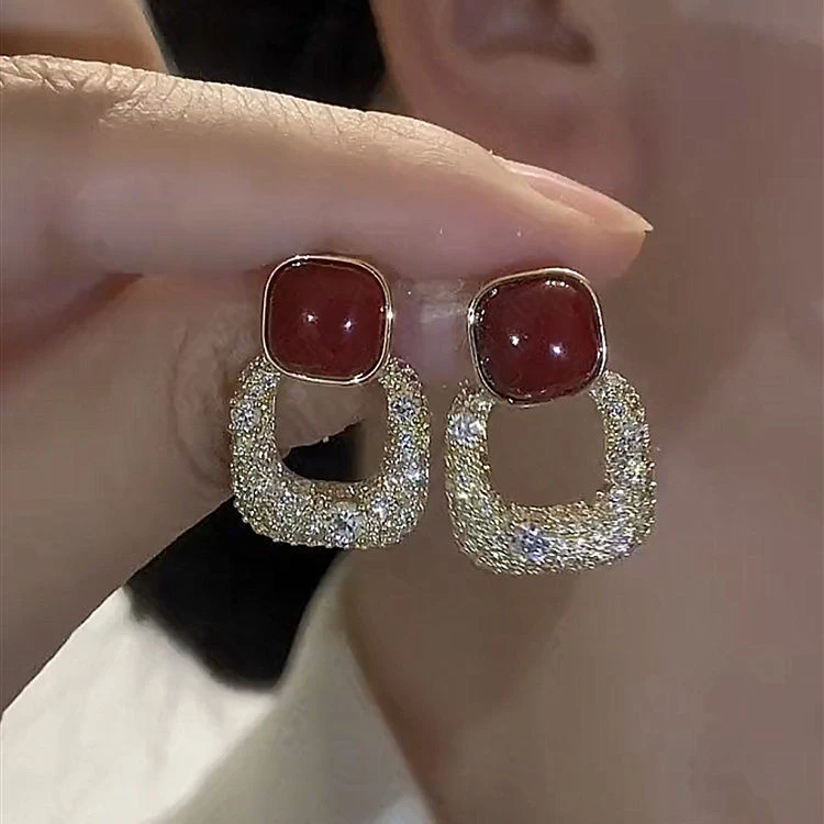 铜合金耳饰 个性几何镶钻方形耳环女气质高级感轻奢小众耳饰耳钉