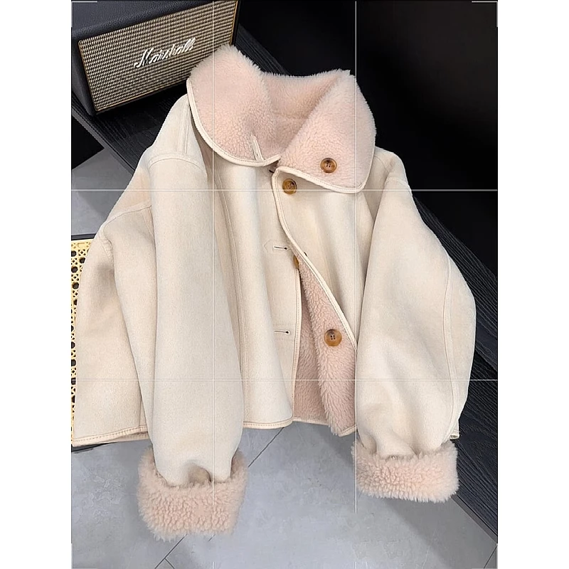 今年流行爆款韩系休闲百搭上衣高级感白色羊羔毛皮毛一体外套女冬