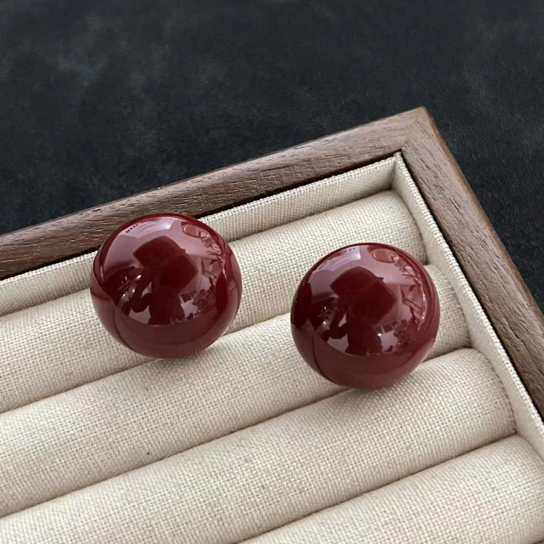 铜合金耳饰 r818高级感百搭时尚半圆大珠子红色耳钉耳饰小众气质