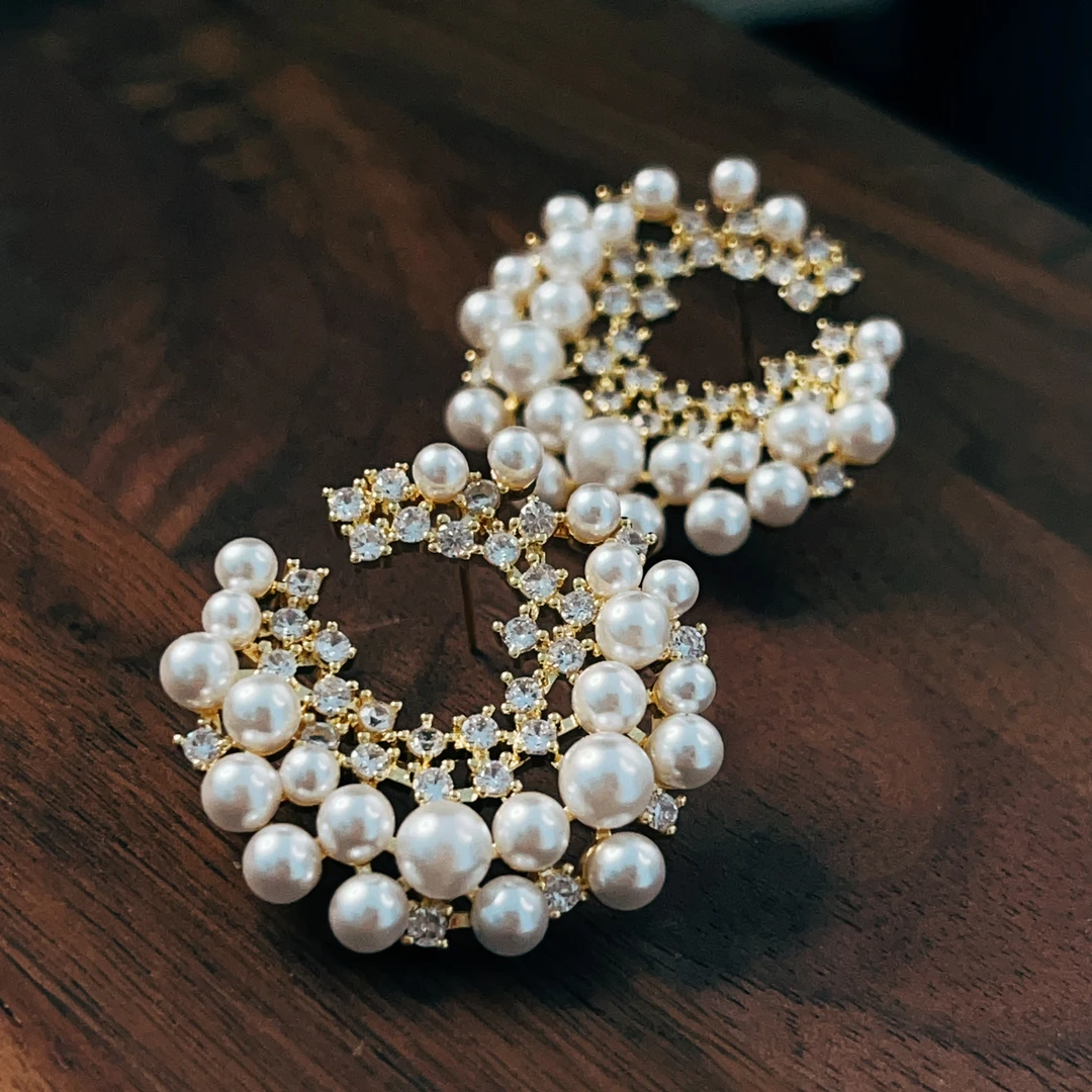 铜合金仿珍珠耳饰 繁星耳环满钻超闪小众轻奢简约个性耳钉