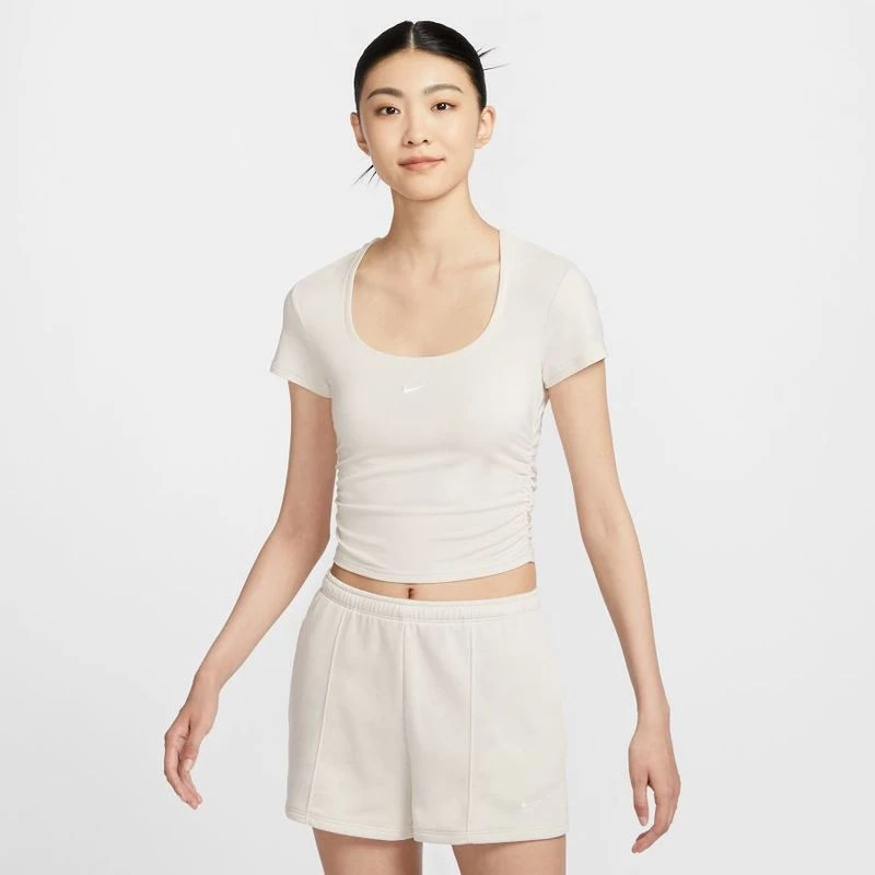 耐克/NIKE 流光风 女子休闲潮流T恤/短袖FZ7991-104