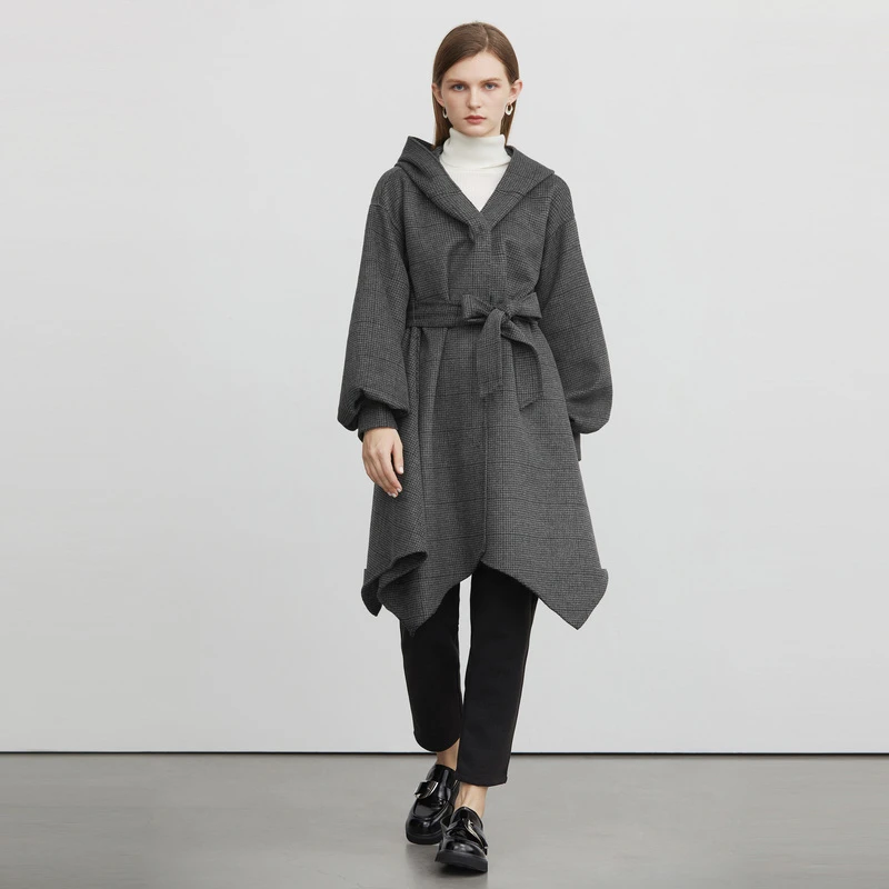 S·DEER圣迪奥秋冬女装时尚连帽休闲中长款毛呢大衣外套S224Z2502