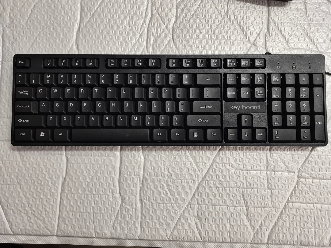 90新  8成新键盘鼠标套装【随机】