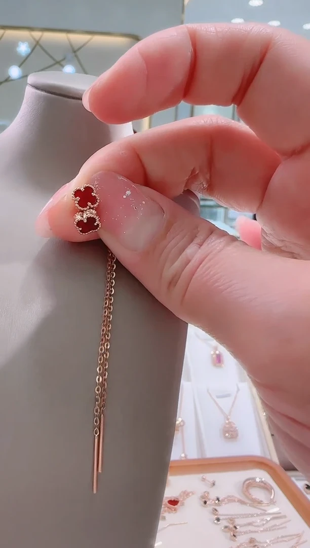 【闪购商品】玛瑙/玉髓耳饰18K金镶嵌18K金耳饰