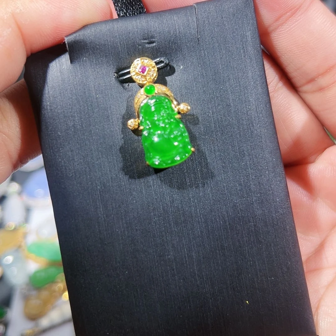 翡翠吊坠(不含链)18K金镶嵌吊坠