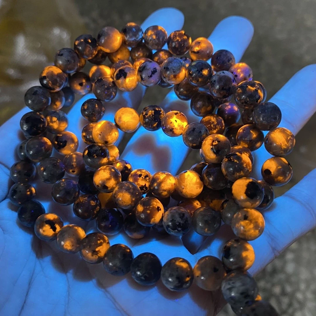 非金属项链 【天然发荧光火灵石卡10项链】钠石矿物星球火圆形珠子