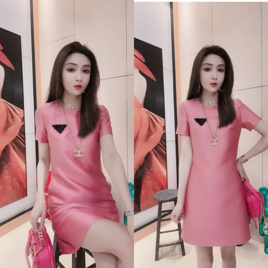 M9A83139-粉色 2025春夏新款女夏小众定制短袖连衣裙