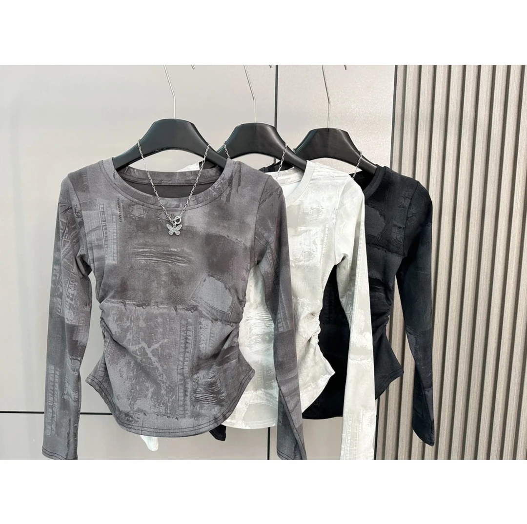 早秋复古印花长袖t恤女氛围感收腰显瘦打底上衣