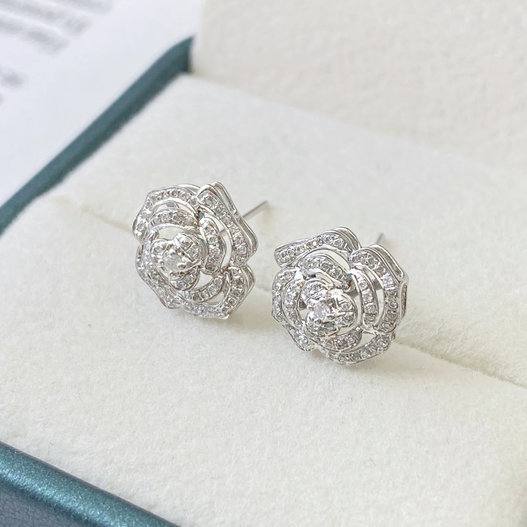 【六言臻选】【升级】山茶花耳钉1718