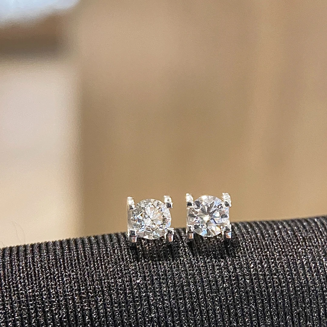 【六言臻选01x】k白50分牛头耳钉