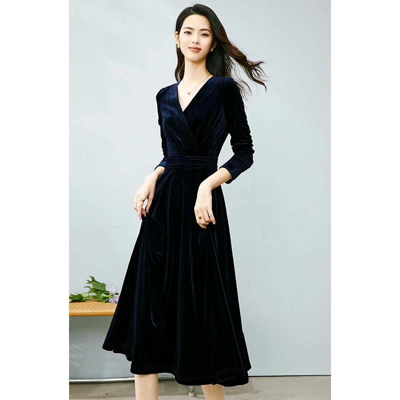 晚白春季新款气质V领时尚高腰通勤百搭丝绒连衣裙24061480