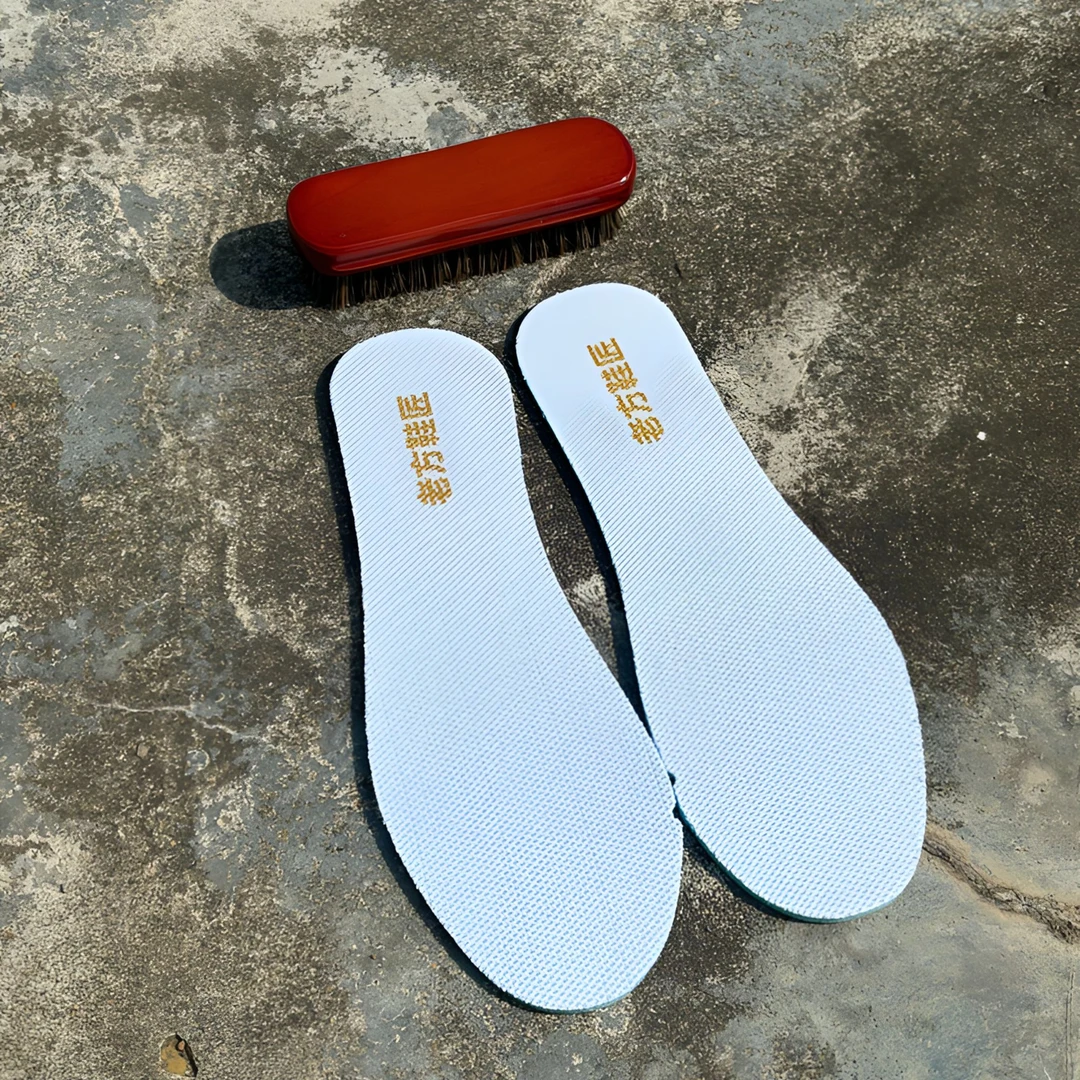 二件套马毛刷清洁工装靴包浆效果鞋垫透气网孔欧索莱