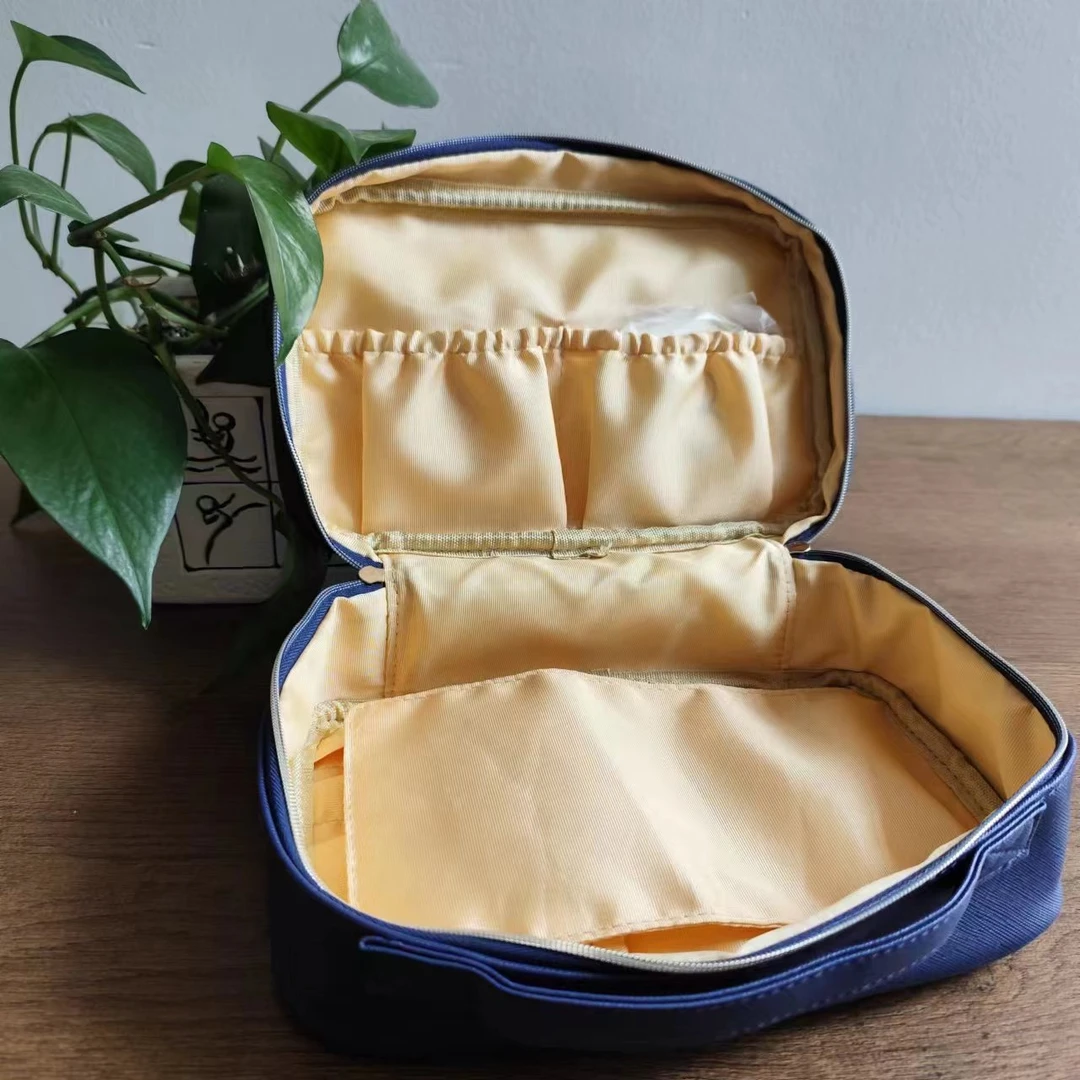 好CP啊~蓝色手拿包包