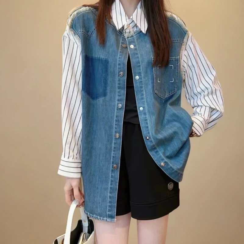 【公主屋】拼接牛仔后刺绣衬衫外套66023