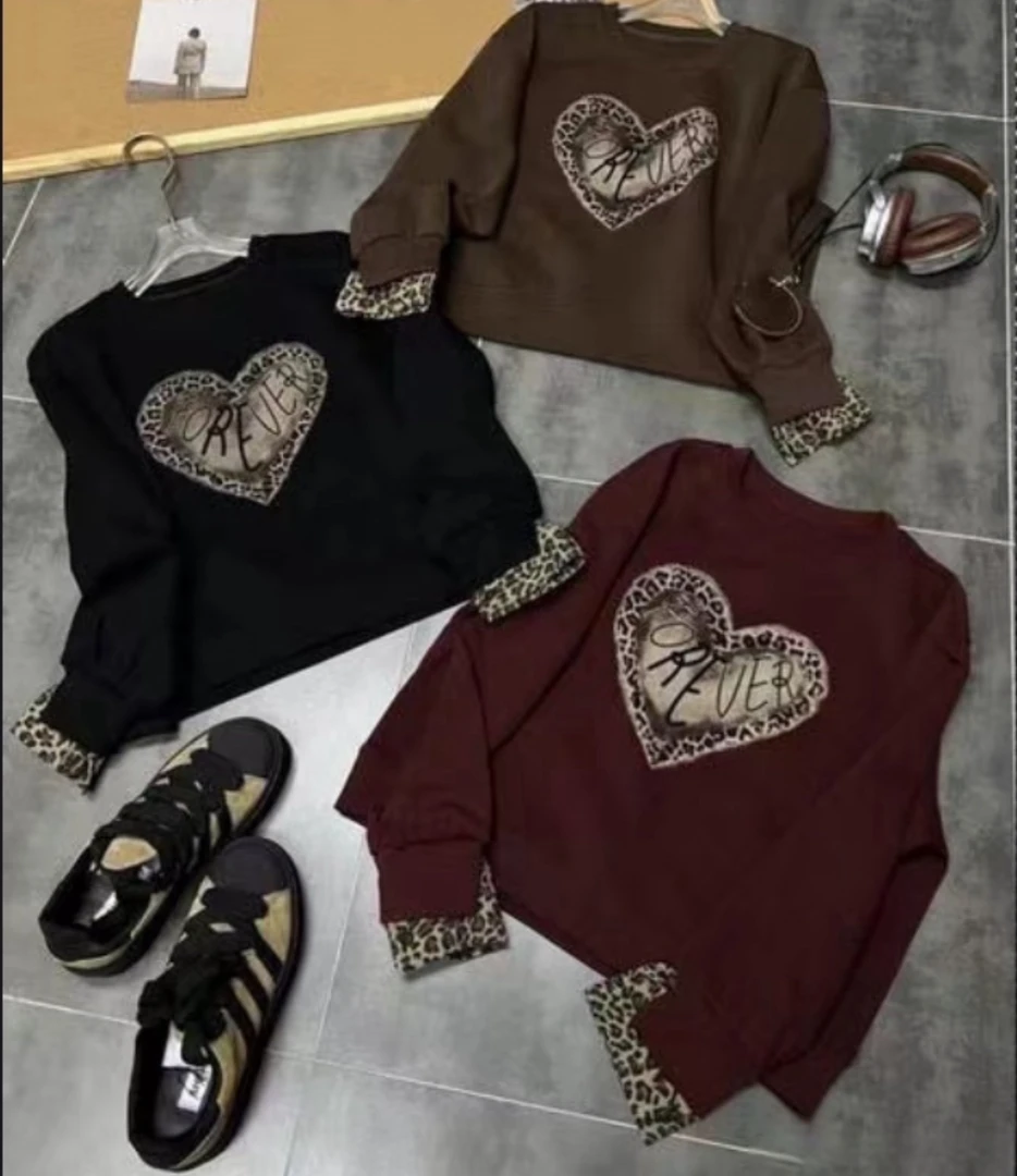 【公主屋】太空棉印花爱心卫衣11518