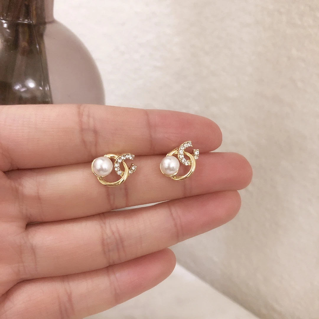 铁合金锆石耳饰 韩国东大门小香风珍珠镶钻耳环【D123】