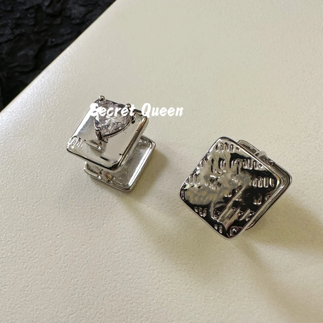 铜合金耳饰 小众设计字母双面方形耳钉耳扣