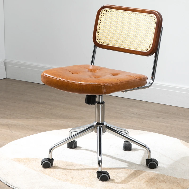 北欧电脑椅家用藤编舒适办公椅人体工学书桌椅轻奢休闲椅中古转椅