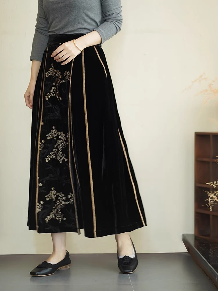 新中式国风刺绣丝绒马面裙秋冬新款气质百搭半身裙【卡码拍小】