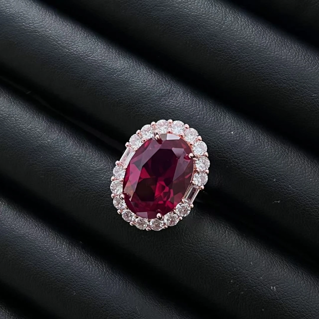 铜合金戒指 轻奢气质设计款围镶鸽血色戒指多样性发货YS1922