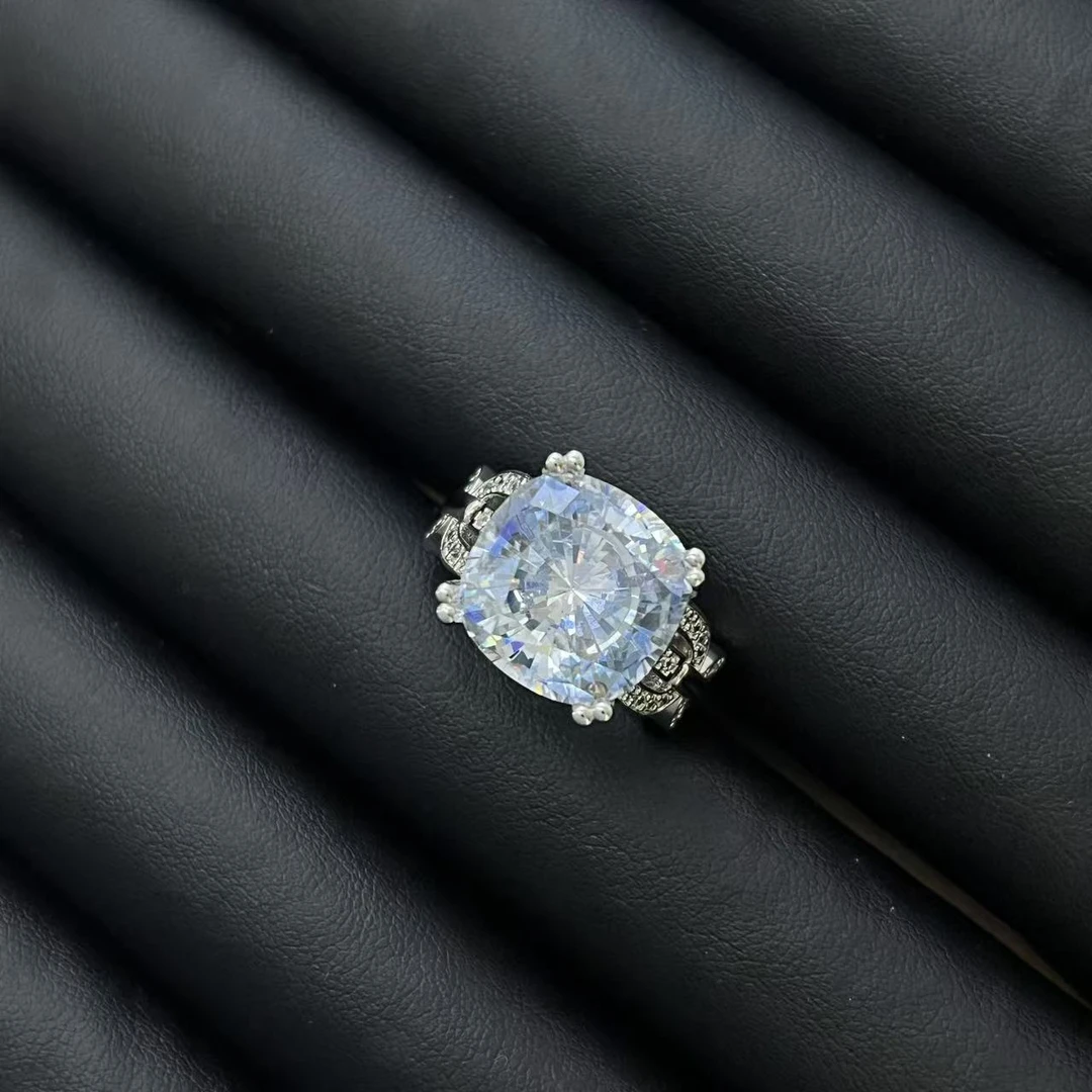 铜合金戒指 轻奢气质设计款海蓝色精工切戒指多样性发货YS11004