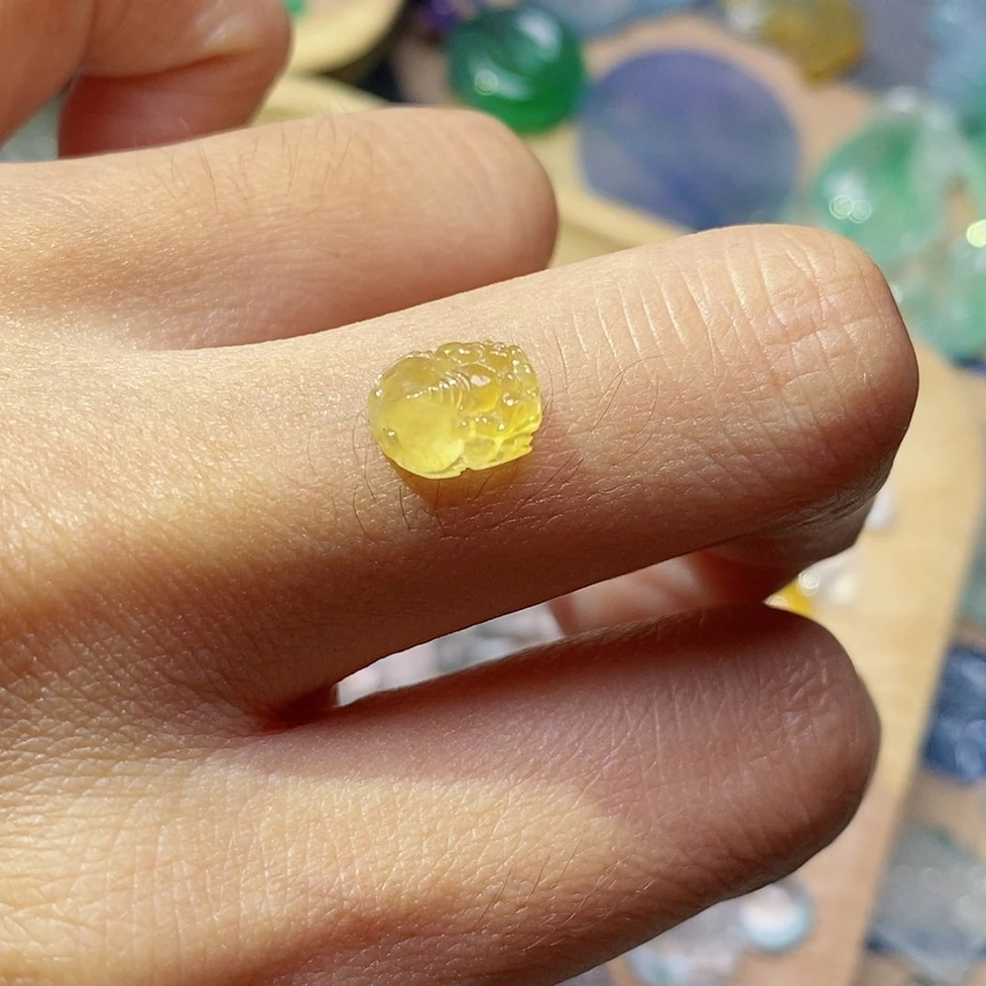 定制翡翠未镶嵌翡翠