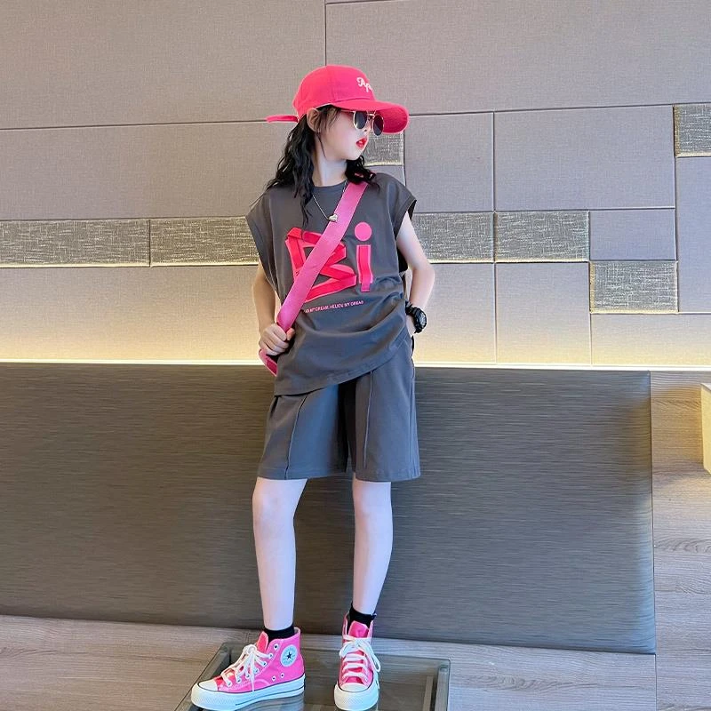 女童短裤套装2025新款洋气女孩夏装上衣休闲背心两件套潮运动
