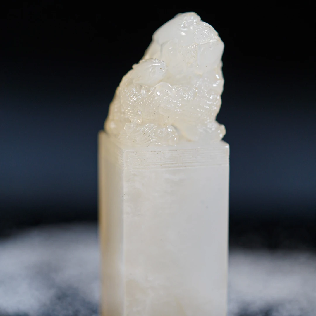 郑幼林•作 白荔枝 《瑞兽印章》 【中国工艺美术大师 】