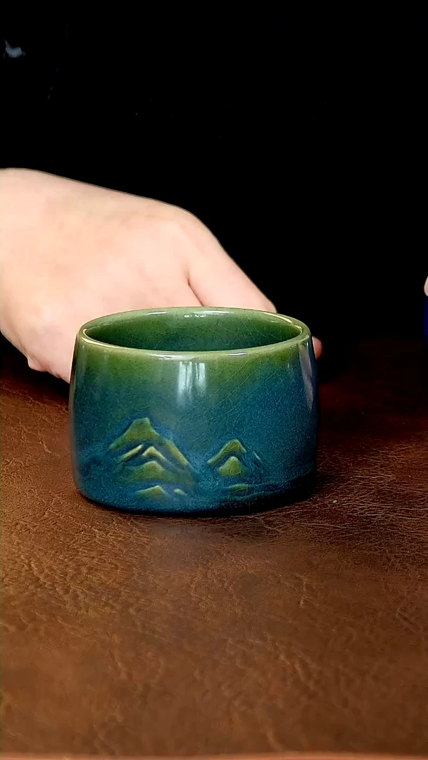 【闪购商品】陶瓷194 山水 炭烧钧瓷直口杯 颜