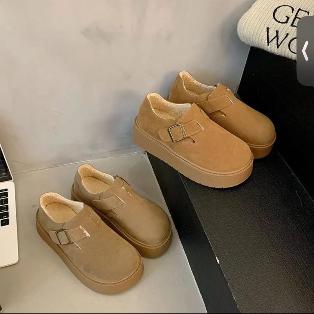 安妤皙定制杏仁慕斯厚底勃肯鞋M551