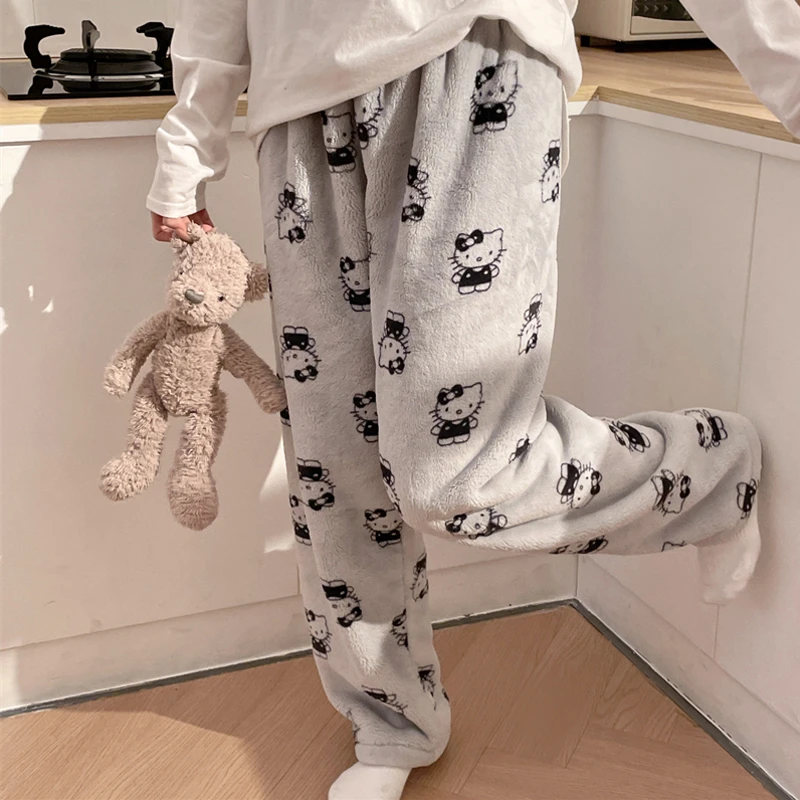 法兰绒睡裤女秋冬新款加绒加厚凯蒂猫印花珊瑚绒宽松可外穿家居裤
