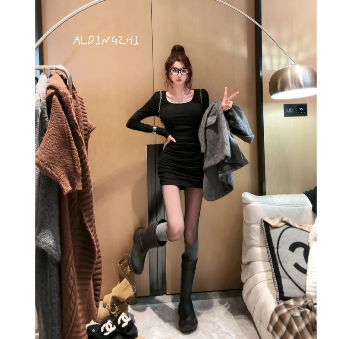 【AL DINGZHI】万人迷气质褶皱带胸垫修身秋冬辣妹底抓毛包臀裙子