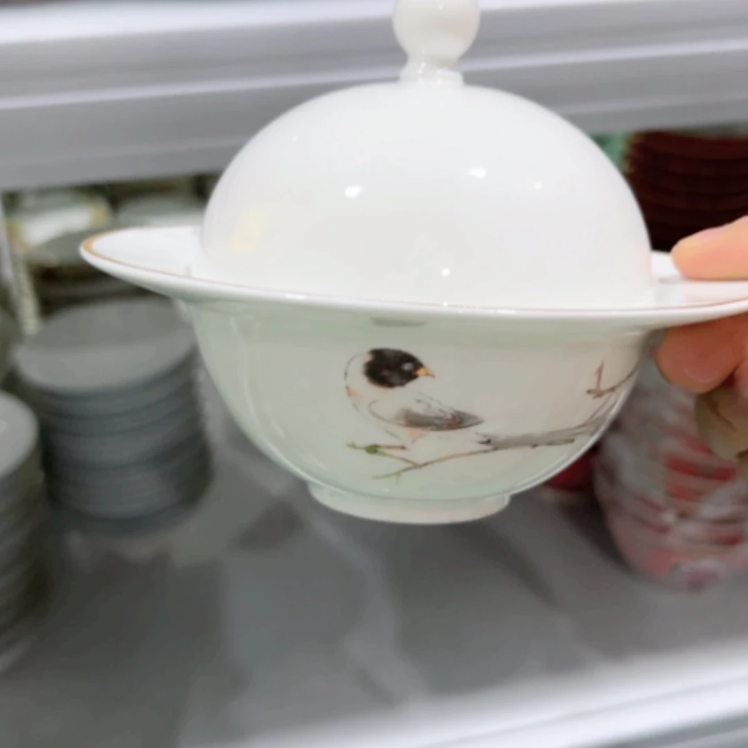 【闪购商品】陶瓷盘荔枝炖盅2个瑕疵
