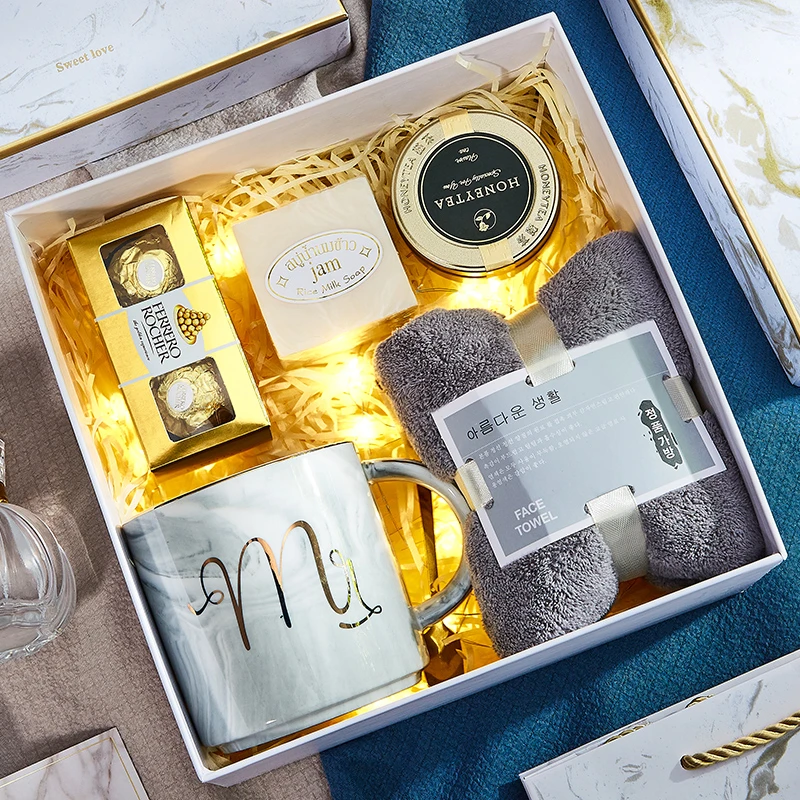 伴手礼喜茶小熊毛巾婚礼喜宴婚宴男生伴娘女实用宾客结婚礼盒伴郎