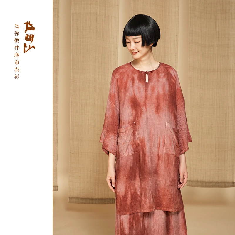 指间沙2441088原创女装24冬圆领泥染棉麻中长上衣落肩廓形文艺T恤