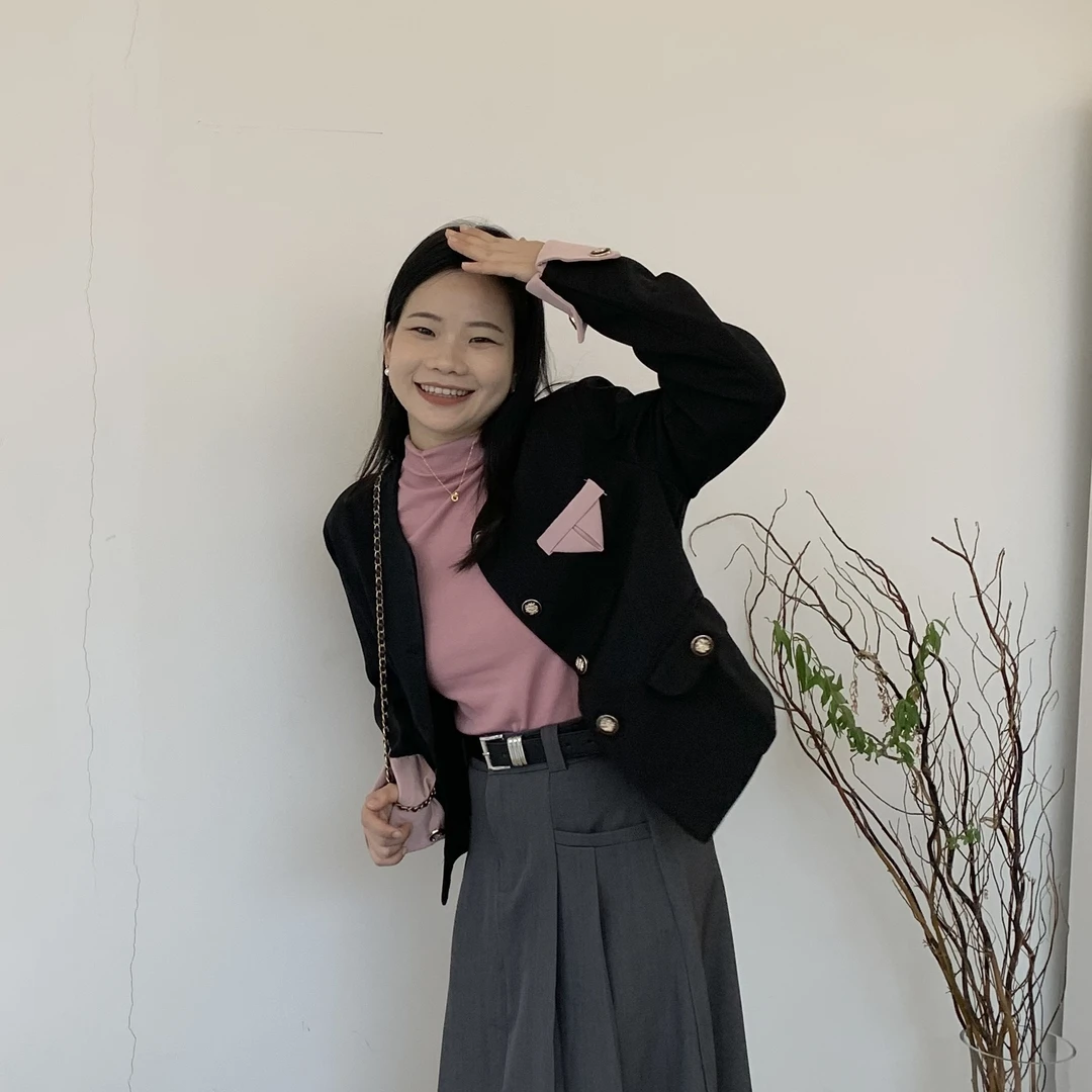 奈看家 高级感好看女神范早秋穿搭韩系名媛小香风黑粉西装外套女